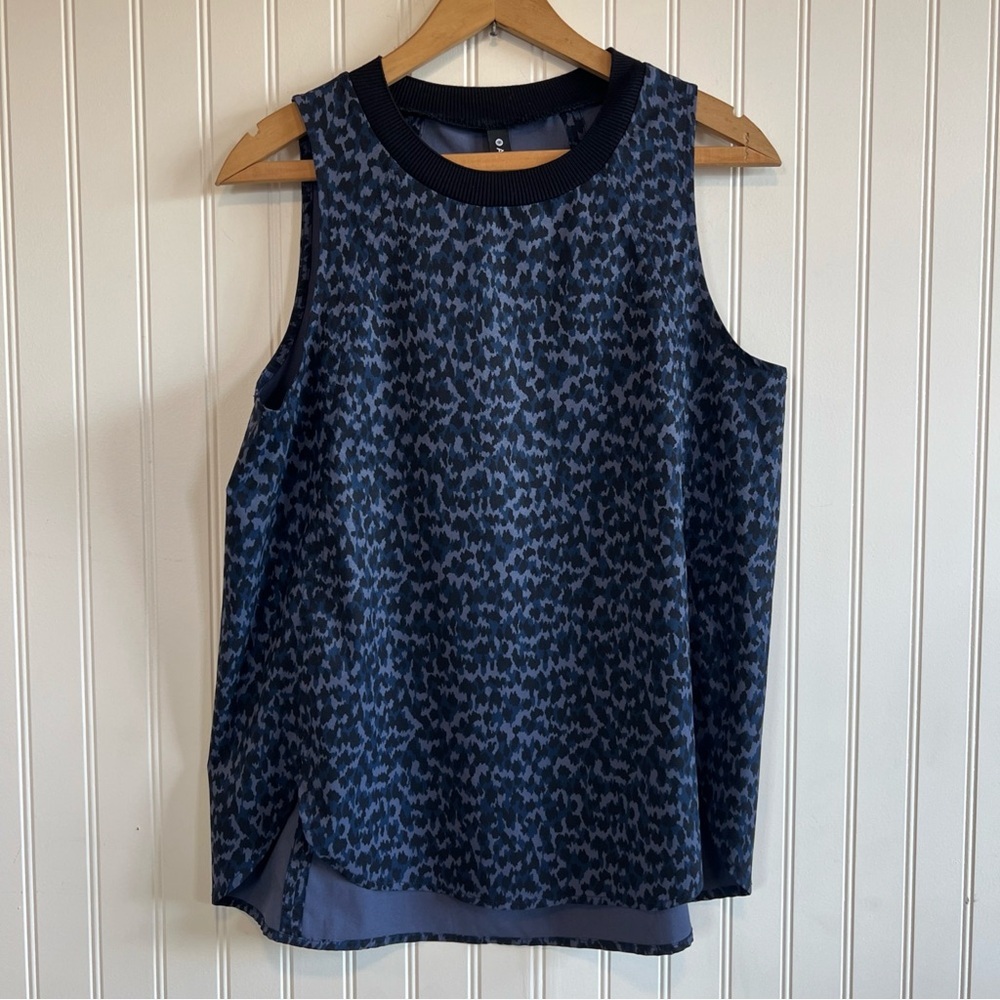 Athleta Blue Patterned Women's tank top workout hiking